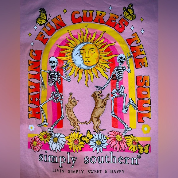SIMPLY SOUTHERN FUN CURES THE SOUL T-SHIRT - Picture 1 of 4